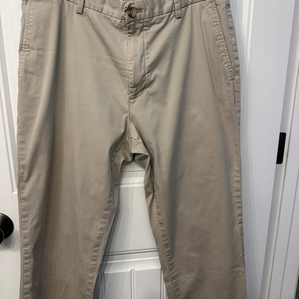 Men's VINEYARD VINES KHAKIS